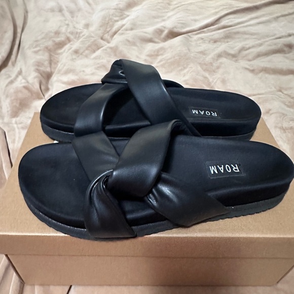 ROAM Shoes - Roam Black Side Slip Sandals 8 Goth Lagen Vibe